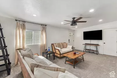 5080 S Del Rio St #E006, Salt Lake City, UT 84117 - Photo 8