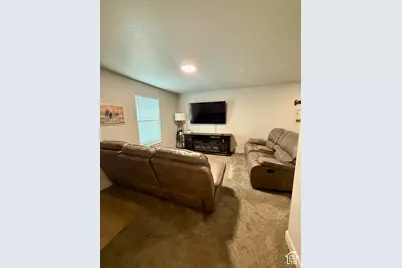 1140 W 950 N #D304, Orem, UT 84057 - Photo 2