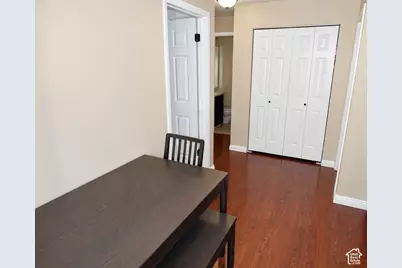 9186 S Jefferson Pl, Sandy, UT 84070 - Photo 6