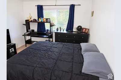 9186 S Jefferson Pl, Sandy, UT 84070 - Photo 10