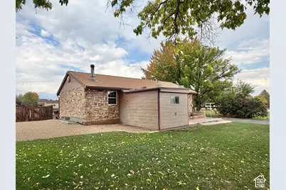 360 E 300 S, Castle Dale, UT 84513 - Photo 36