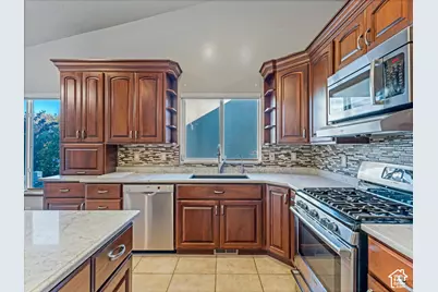 444 E Stephie Marie Ln, Salt Lake City, UT 84115 - Photo 8