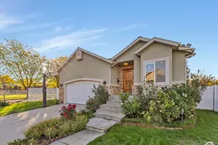 444 E Stephie Marie Ln, Salt Lake City, UT 84115 - Photo 2