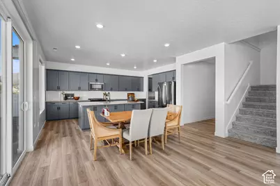2211 N 200 W, Harrisville, UT 84414 - Photo 8