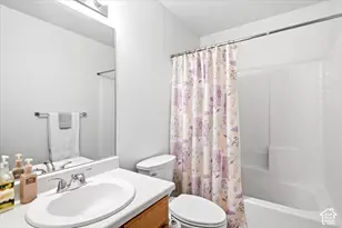 2022 N 2225 W, Clinton, UT 84015 - Photo 12