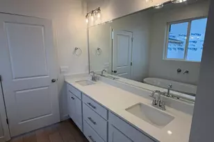 2850 N Kingbird Dr, Eagle Mountain, UT 84005 - Photo 8