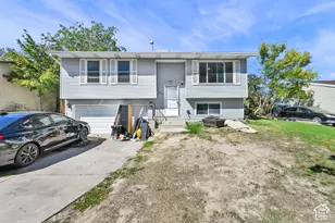 6484 S Daffodil Way W, West Jordan, UT 84081 - Photo 2