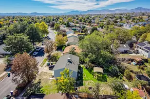 6484 S Daffodil Way W, West Jordan, UT 84081 - Photo 26