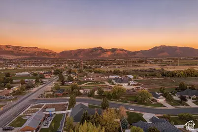 1939 N 3375 W, Plain City, UT 84404 - Photo 4