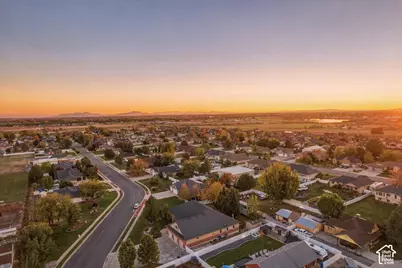 1939 N 3375 W, Plain City, UT 84404 - Photo 6