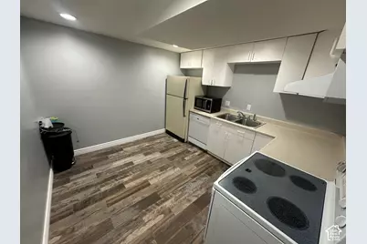 3281 E Fortuna Dr, Salt Lake City, UT 84124 - Photo 10