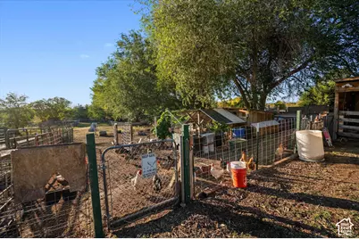 4885 S 2700 W, Roy, UT 84067 - Photo 36