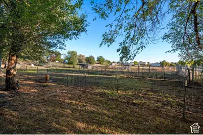 4885 S 2700 W, Roy, UT 84067 - Photo 42