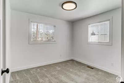 8560 S 700 St E, Sandy, UT 84070 - Photo 12