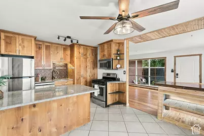 4605 S 600 E, Murray, UT 84107 - Photo 10