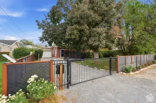4605 S 600 E, Murray, UT 84107 - Photo 2