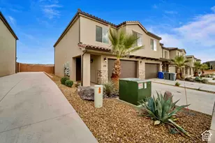498 N Ventura Ln, Washington, UT 84780 - Photo 2
