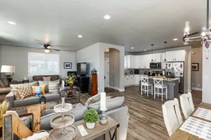3139 S 7025 W, West Valley, UT 84128 - Photo 8