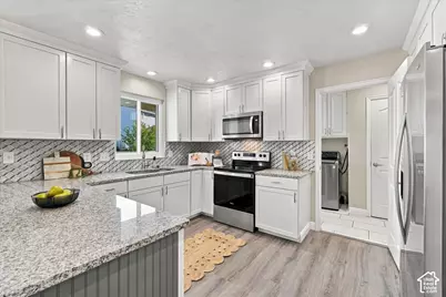486 W 350 S, Layton, UT 84041 - Photo 12