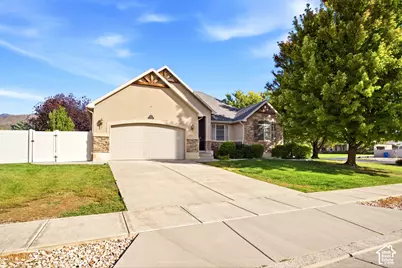 2010 N 150 E, North Ogden, UT 84414 - Photo 2