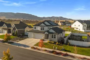 6818 W Orange Leaf Ln, Herriman, UT 84096 - Photo 54