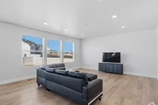 6818 W Orange Leaf Ln, Herriman, UT 84096 - Photo 6
