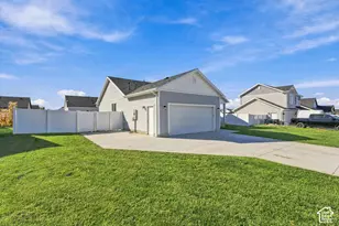 726 W 400 N, Smithfield, UT 84335 - Photo 2