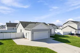 726 W 400 N, Smithfield, UT 84335 - Photo 30