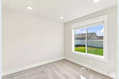 726 W 400 N, Smithfield, UT 84335 - Photo 16