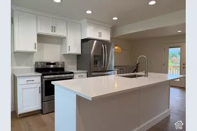 10537 S 3010 W, South Jordan, UT 84095 - Photo 16