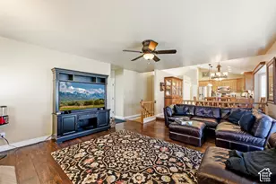 9467 S Overleigh Ct, South Jordan, UT 84095 - Photo 18