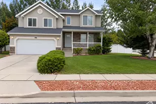 1016 N 1235 W, Clinton, UT 84015 - Photo 1