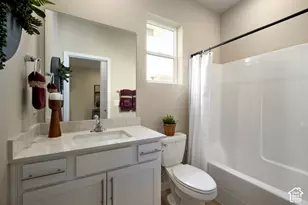 2046 E Badger Ave N, Eagle Mountain, UT 84005 - Photo 4