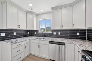 5762 S Tripp Ln W, Murray, UT 84107 - Photo 16
