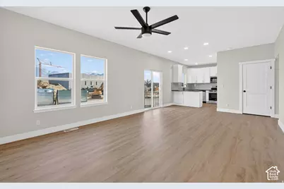 5776 S Tripp Ln W, Murray, UT 84123 - Photo 12