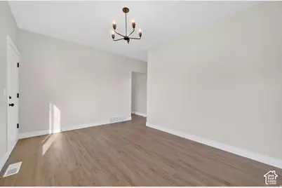 5776 S Tripp Ln W, Murray, UT 84123 - Photo 10