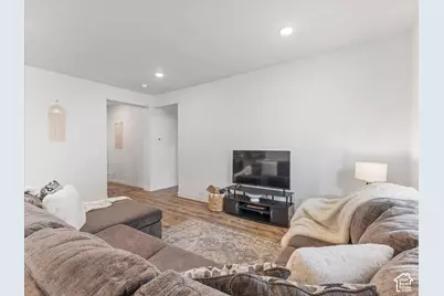 3669 W 8380 S, West Jordan, UT 84088 - Photo 10