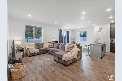 3669 W 8380 S, West Jordan, UT 84088 - Photo 4