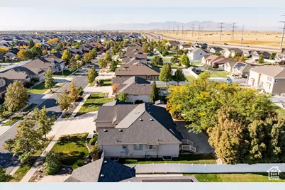 1648 S 2065 W, Woods Cross, UT 84087 - Photo 38
