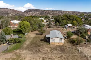 30 N 200 W, Escalante, UT 84726 - Photo 2