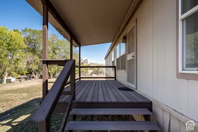 30 N 200 W, Escalante, UT 84726 - Photo 8