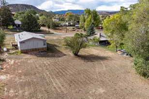 30 N 200 W, Escalante, UT 84726 - Photo 4