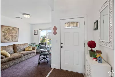 1614 Seneca Dr, Roy, UT 84067 - Photo 2