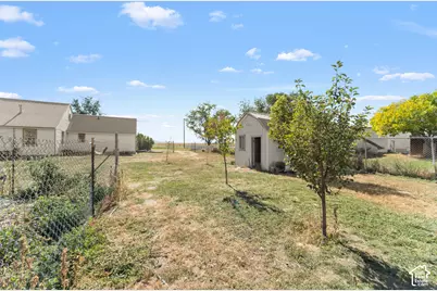 9860 W 10400 N, Tremonton, UT 84337 - Photo 32