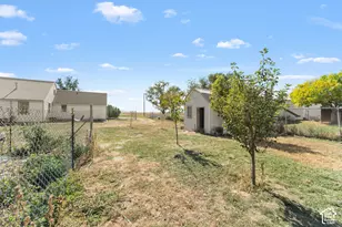 9860 W 10400 N, Tremonton, UT 84337 - Photo 32