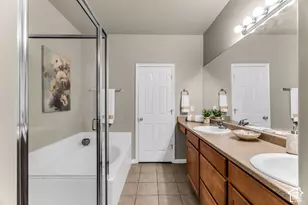 998 Berkshire Dr, North Salt Lake, UT 84054 - Photo 12