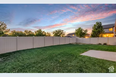 998 Berkshire Dr, North Salt Lake, UT 84054 - Photo 14