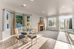 998 Berkshire Dr, North Salt Lake, UT 84054 - Photo 4