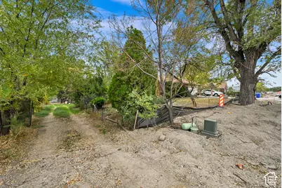 7981 S Temple Dr W, West Jordan, UT 84088 - Photo 26