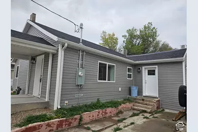 170 N Main St, Huntington, UT 84528 - Photo 2